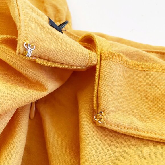 Ann Taylor Petite Cutout Back Peplum Top Women’s Size Small Mustard Yellow - Picture 4 of 7